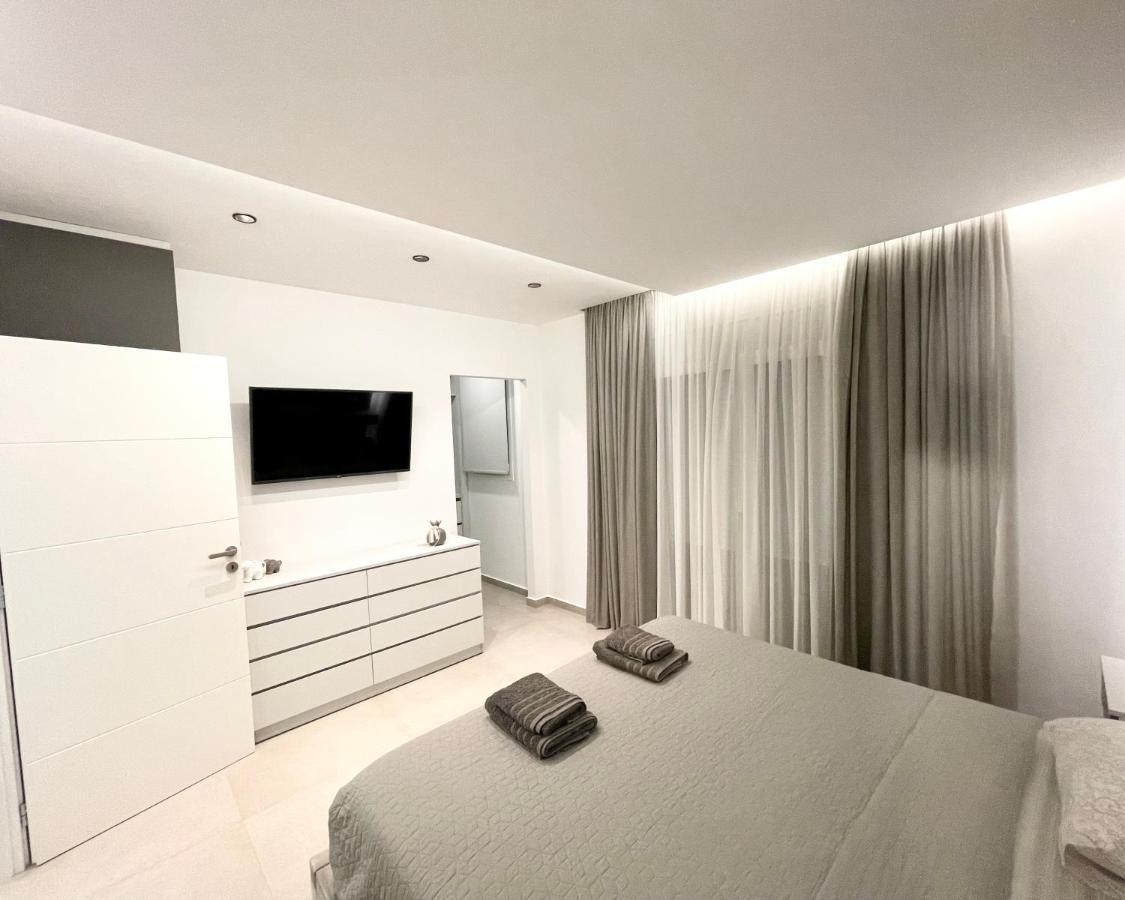 White House Kokas Luxury Apartments Kremastí Exterior foto